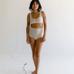 ISO ARQ High-Rise Undies NWT Size Medium in Cotton